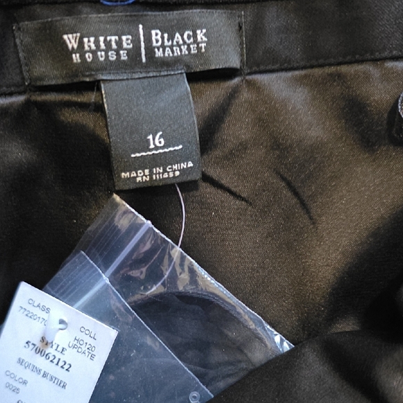 White House Black Market Geometric Sequin Top - Picture 3 of 3